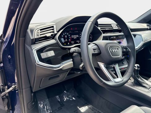 Used 2025 Audi Q3 2.0T Premium w/ Convenience Package AWD/4WD image 19