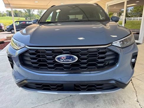 Used 2025 Ford Escape ST-Line Select AWD/4WD image 12