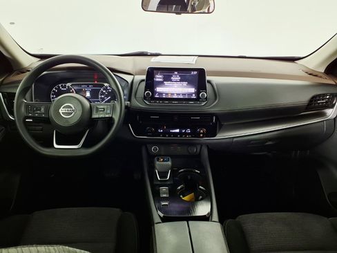 Used 2021 Nissan Rogue SV FWD image 14