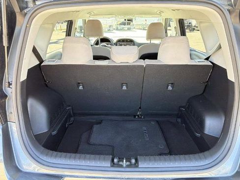 Used 2025 Kia Soul LX FWD image 8