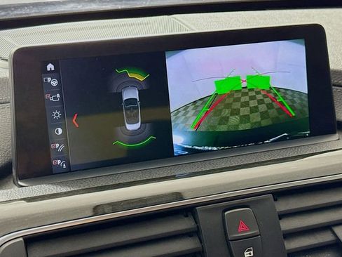 Used 2020 BMW 440i xDrive Convertible w/ M Sport Package image 16