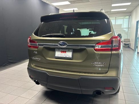 Used 2022 Subaru Ascent Touring AWD/4WD image 4