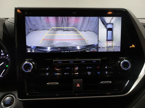 Used 2020 Toyota Highlander Platinum AWD/4WD image 27