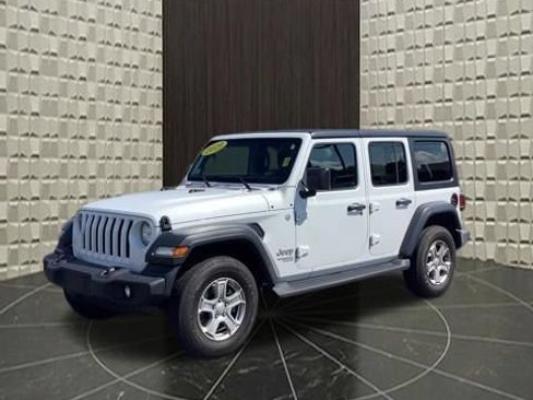 Certified 2019 Jeep Wrangler Unlimited Sport S AWD/4WD image 9