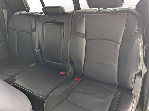 Used 2022 RAM 2500 Laramie w/ Night Edition image 26