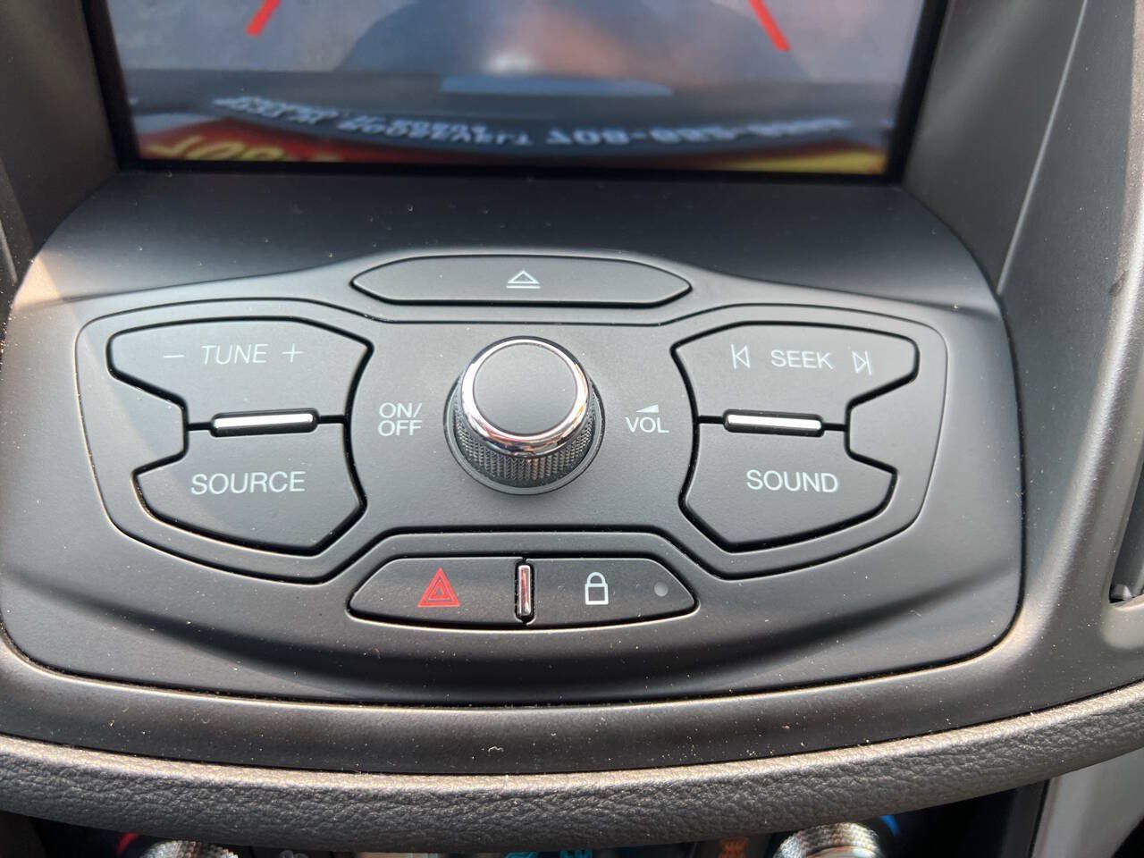 Used 2015 Ford Escape SE w/ Equipment Group 201A FWD image 21