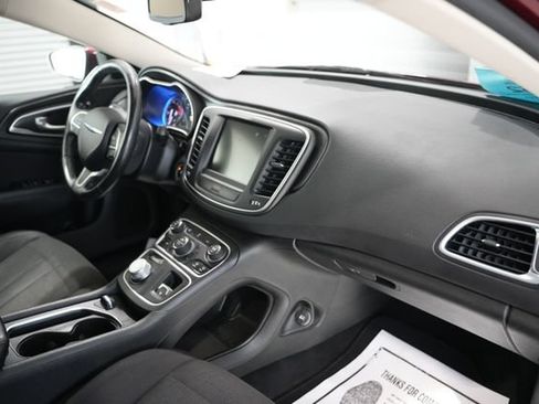 Used 2015 Chrysler 200 Limited w/ Comfort Group FWD image 21