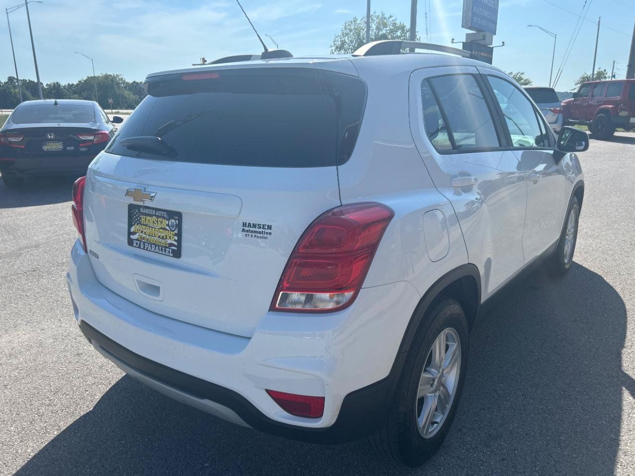Used 2022 Chevrolet Trax LT FWD image 5