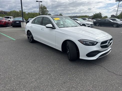 Used 2025 Mercedes-Benz C 300 Sedan image 3