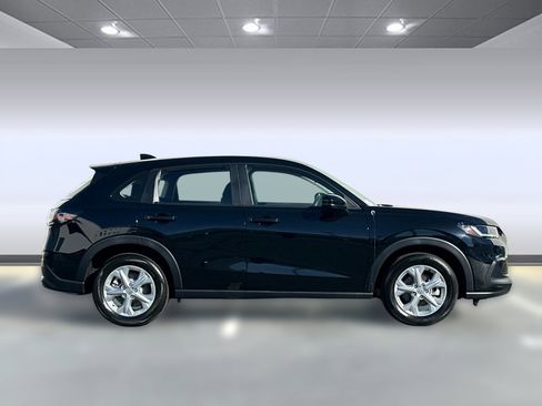 Certified 2025 Honda HR-V LX image 7