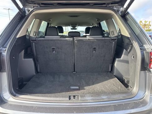 Used 2025 Volkswagen Atlas SE FWD image 8