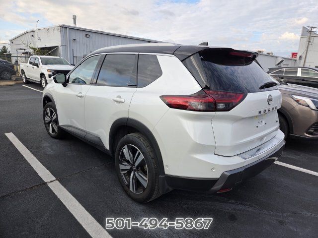 Used 2024 Nissan Rogue SL w/ SL Premium Package FWD image 6