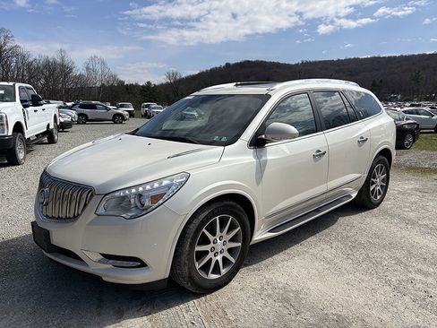 Used 2013 Buick Enclave Leather image 1