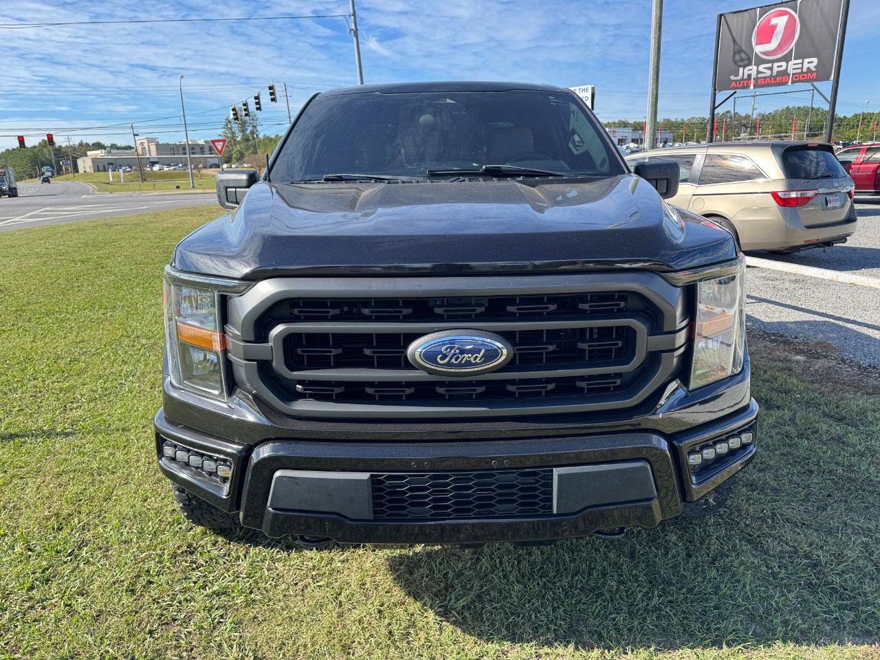 Used 2023 Ford F150 XLT AWD/4WD image 6