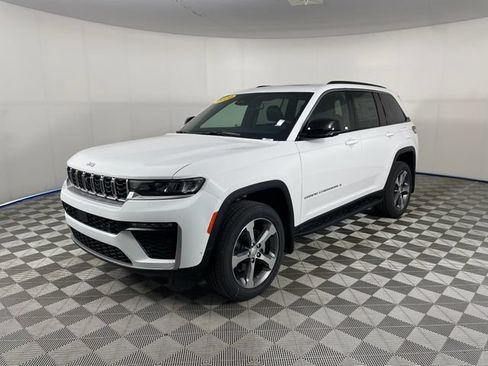 New 2026 Jeep Grand Cherokee Limited w/ Luxury Tech Group II AWD/4WD image 1