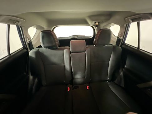 Used 2015 Toyota RAV4 XLE image 32