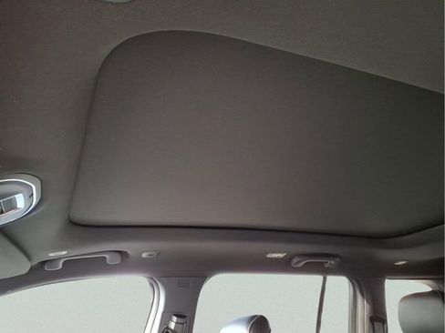 New 2026 Jeep Grand Cherokee Limited image 11