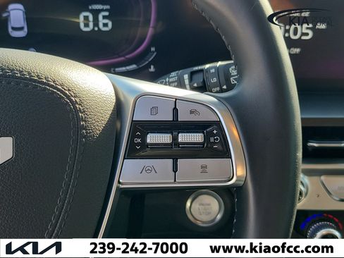 Certified 2024 Kia Telluride LX FWD image 24