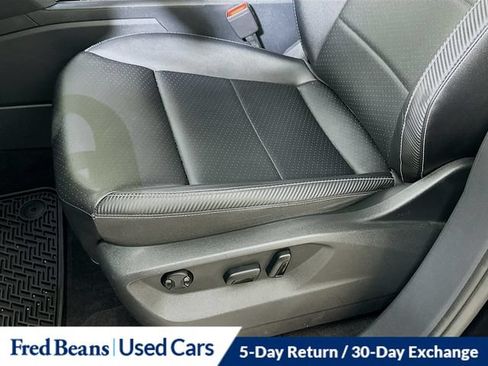 Used 2023 Volkswagen Atlas Cross Sport SE AWD/4WD image 25