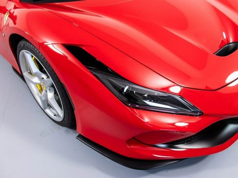 Certified 2022 Ferrari F8 Tributo image 12