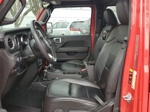 Certified 2023 Jeep Wrangler Unlimited Sahara w/ Cold Weather Group image 4