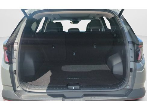 Certified 2024 Hyundai Tucson Limited FWD image 9