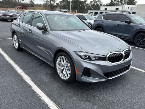 Certified 2025 BMW 330i 330i w/ Premium Package image 4