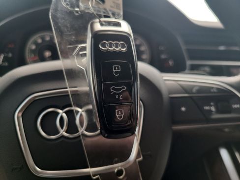 Used 2021 Audi Q7 3.0T Prestige w/ Prestige Package AWD/4WD image 33