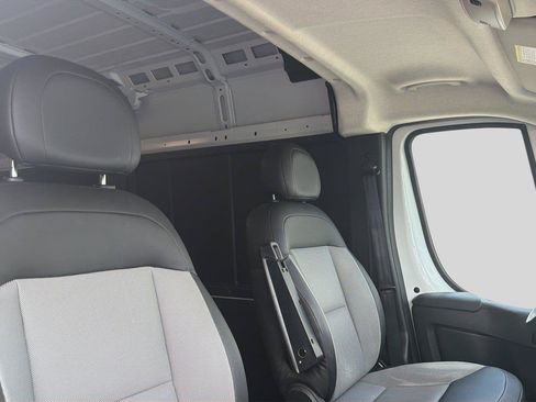 Used 2026 RAM ProMaster 2500 w/ Convenience Group FWD image 20