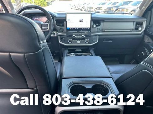 Used 2022 Ford Expedition Max XLT AWD/4WD image 18