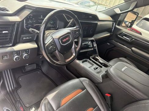 Used 2025 GMC Sierra 2500 AT4 w/ AT4 Premium Plus Package AWD/4WD image 24