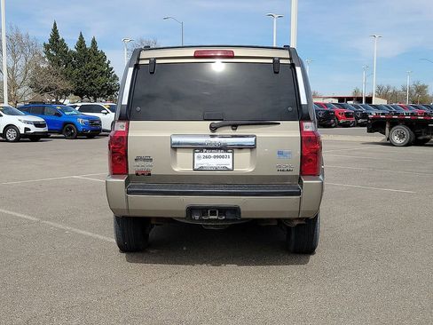 Used 2006 Jeep Commander Limited image 9