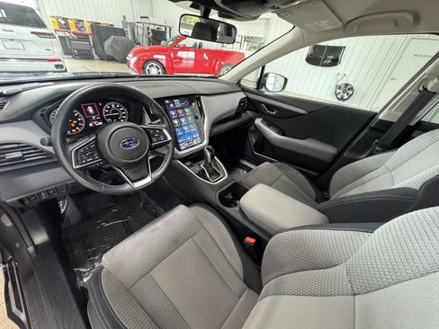 Used 2023 Subaru Outback Premium image 16