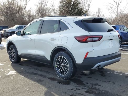 New 2026 Ford Escape SE w/ PHEV Premium Package image 4