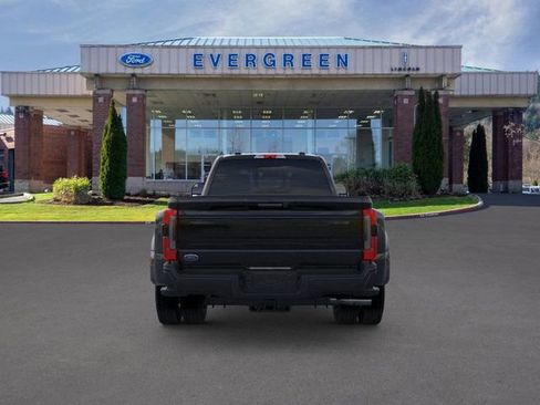 New 2026 Ford F450 Platinum w/ FX4 Off-Road Package image 5