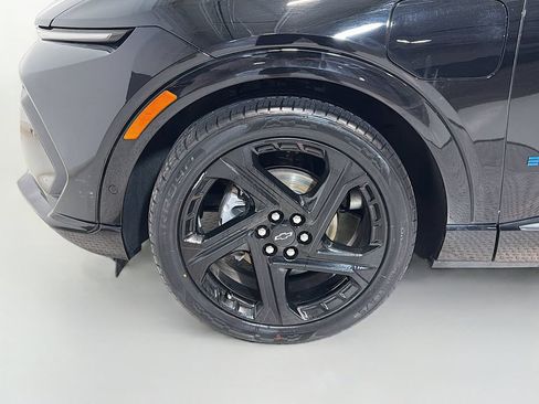 Used 2024 Chevrolet Equinox EV RS FWD image 31