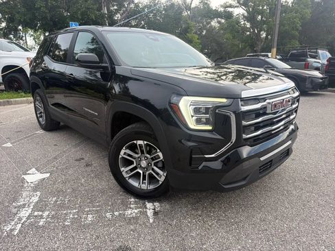 Used 2025 GMC Terrain Elevation FWD image 6