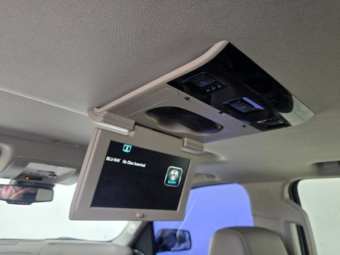Used 2016 Chevrolet Tahoe LTZ RWD image 9