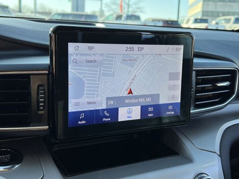 Used 2022 Ford Explorer XLT w/ Equipment Group 202A image 20