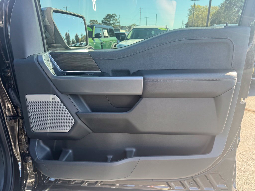 Used 2024 Ford F150 Lariat w/ Bed Utility Package AWD/4WD image 14