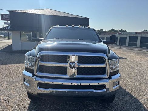 Used 2018 RAM 3500 SLT w/ Luxury Group AWD/4WD image 8