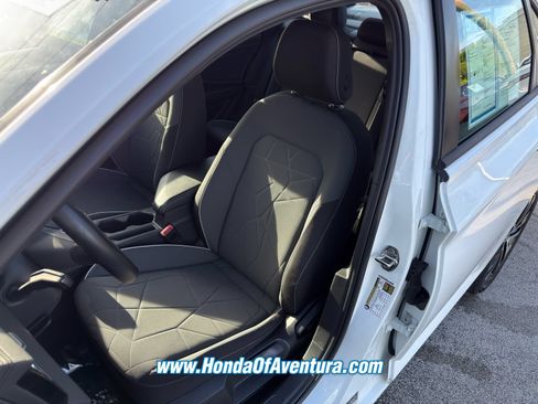 Used 2025 Volkswagen Jetta Sport FWD image 18