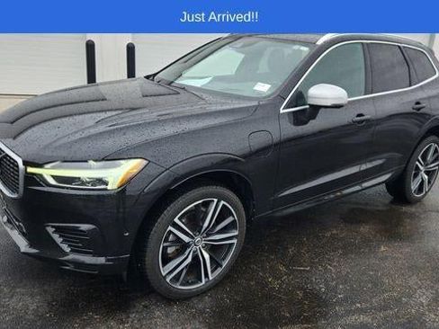 Used 2019 Volvo XC60 T8 R-Design w/ Advanced Package image 1