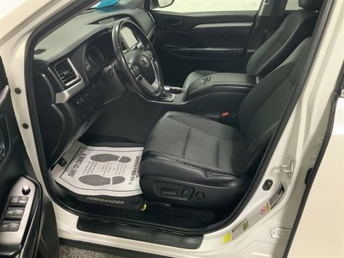 Used 2018 Toyota Highlander Plus image 25