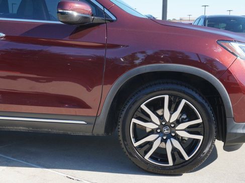 Used 2019 Honda Pilot Elite image 9