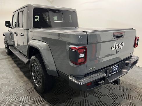 Used 2022 Jeep Gladiator Overland w/ Popular Equipment Package image 22