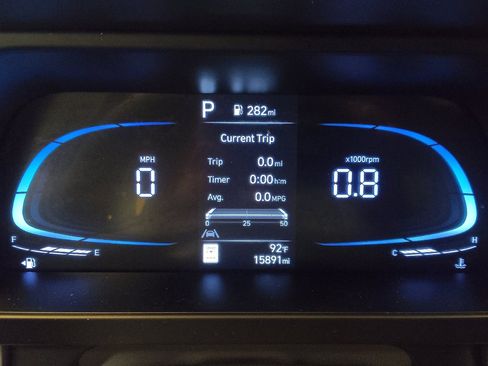 Used 2025 Hyundai Elantra Sport FWD image 23