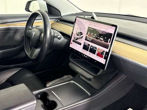 Used 2023 Tesla Model 3 Standard Range RWD image 34