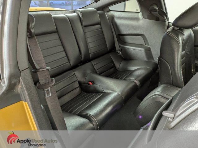 Used 2010 Ford Mustang Coupe RWD image 32