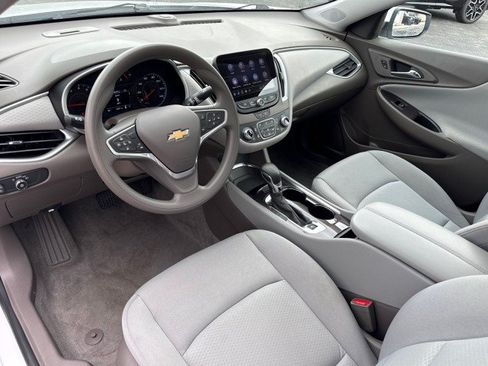 Used 2023 Chevrolet Malibu LT w/ LPO, Floor Liner Package FWD image 17